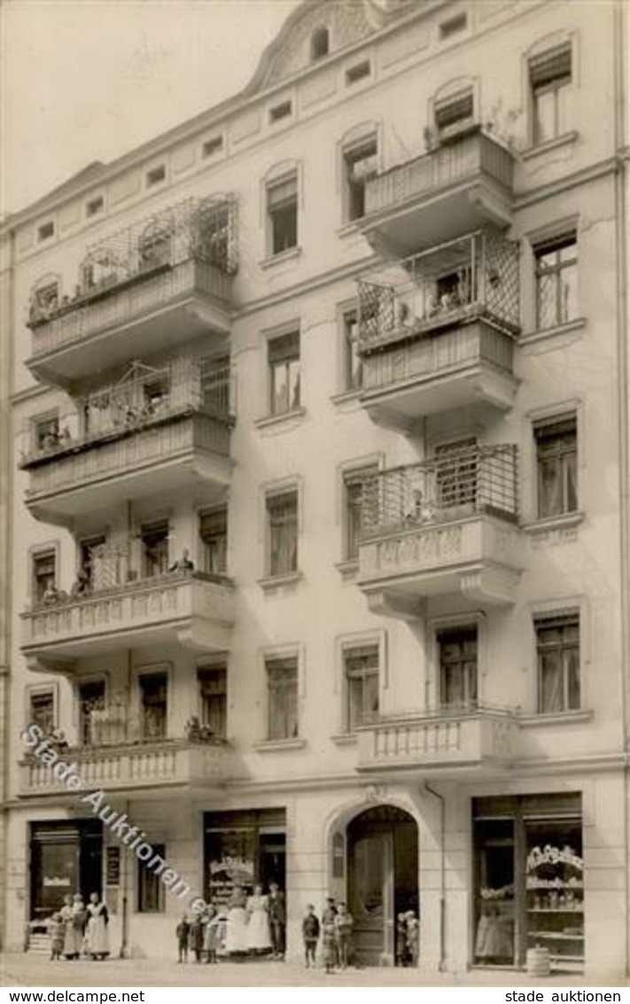 Berlin Friedrichshain (1000) Cadiner Str. 6 Gemüsehandlung E. Broschat, Wasch U. Plättanstalt, Milchhhandlung 1906 Foto- - Cameroon