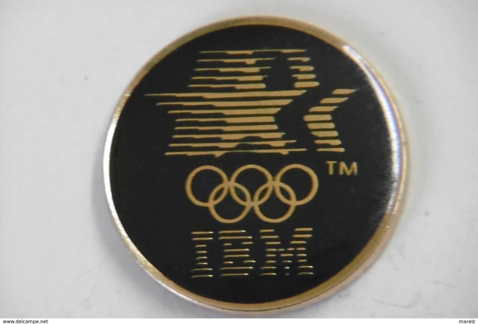 Pin's - Informatique IBM Aux Jeux Olympiques - Informatique