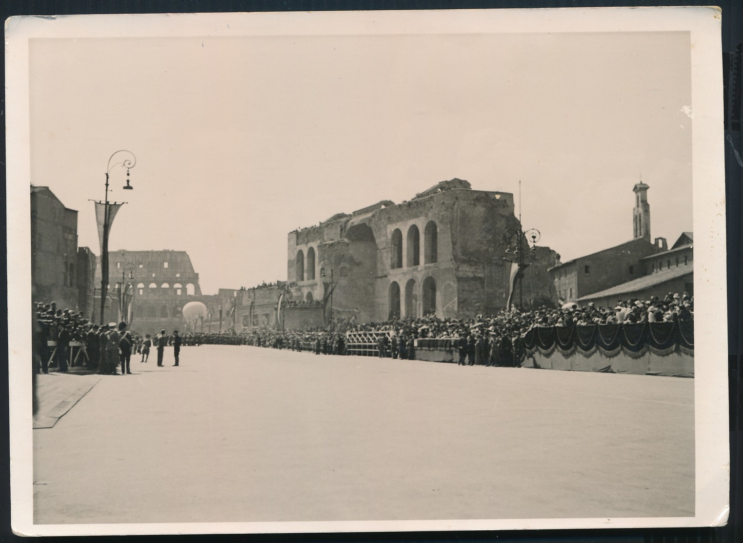 °°° FOTO - ROMA SFILATA DEL 1936 °°° - Panoramische Zichten, Meerdere Zichten