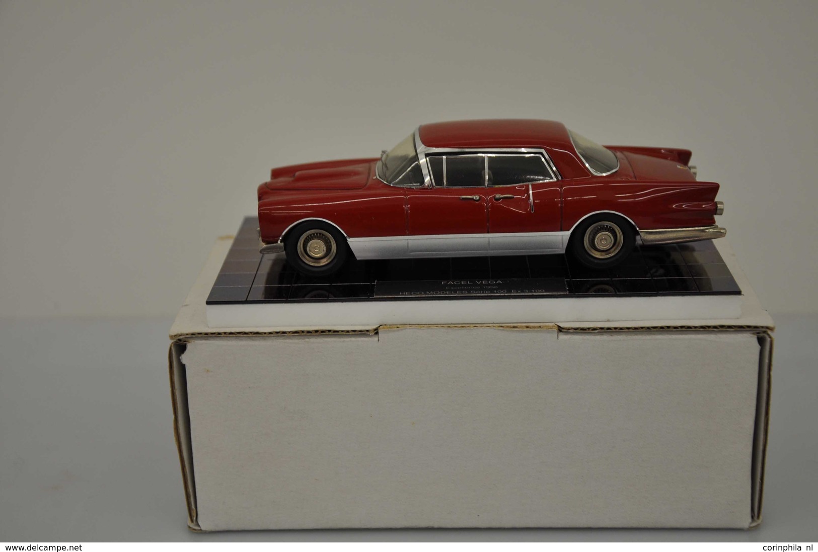 Facel Vega - Andere & Zonder Classificatie