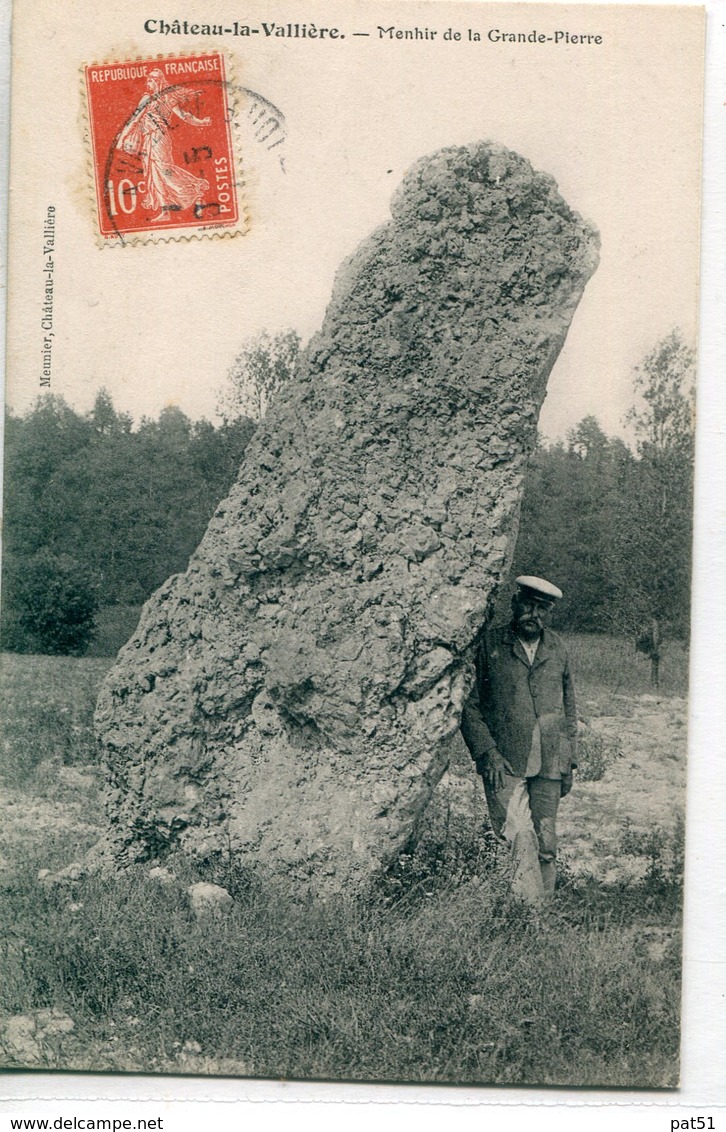 37 - Château La Vallière : Menhir De La Grande Pierre # - Autres & Non Classés