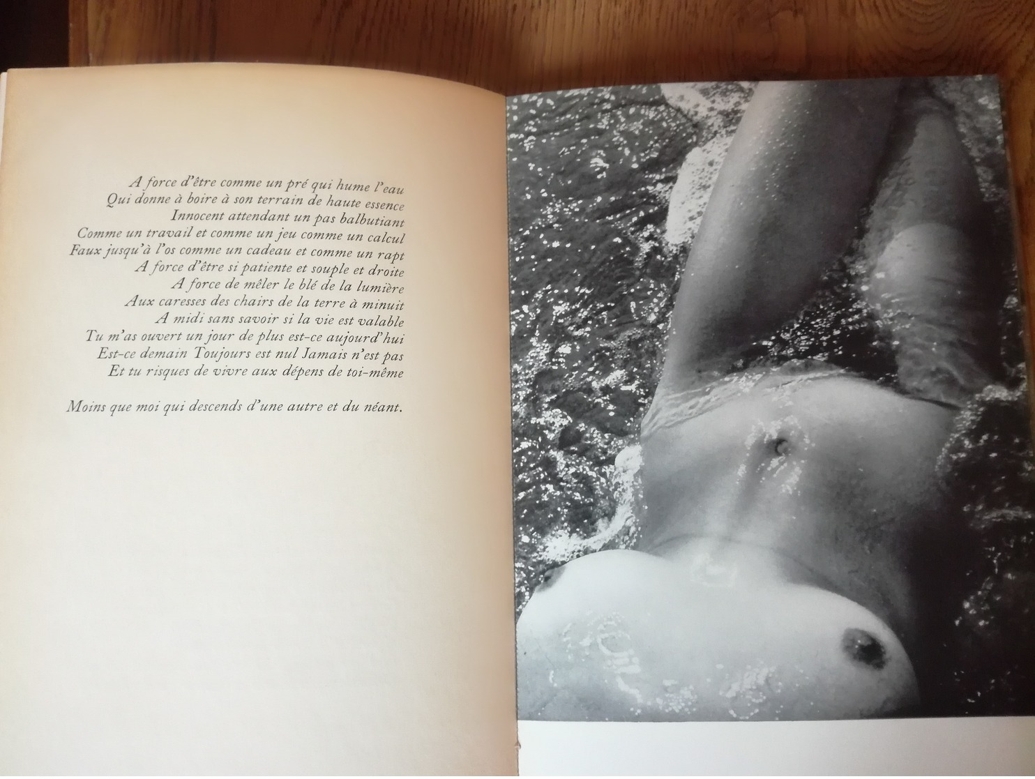 CORPS MEMORABLE: Paul Eluard, Photographies De Lucien Clergue, Couverture PICASSO, Edit. SEGHERS  1962 - Auteurs Français