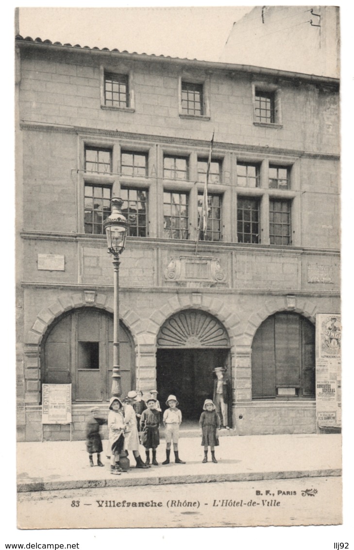 CPA 69 - VILLEFRANCHE SUR SAONE (Rhône) - 83. L'Hôtel De Ville (petite Animation) - B.F. - Villefranche-sur-Saone