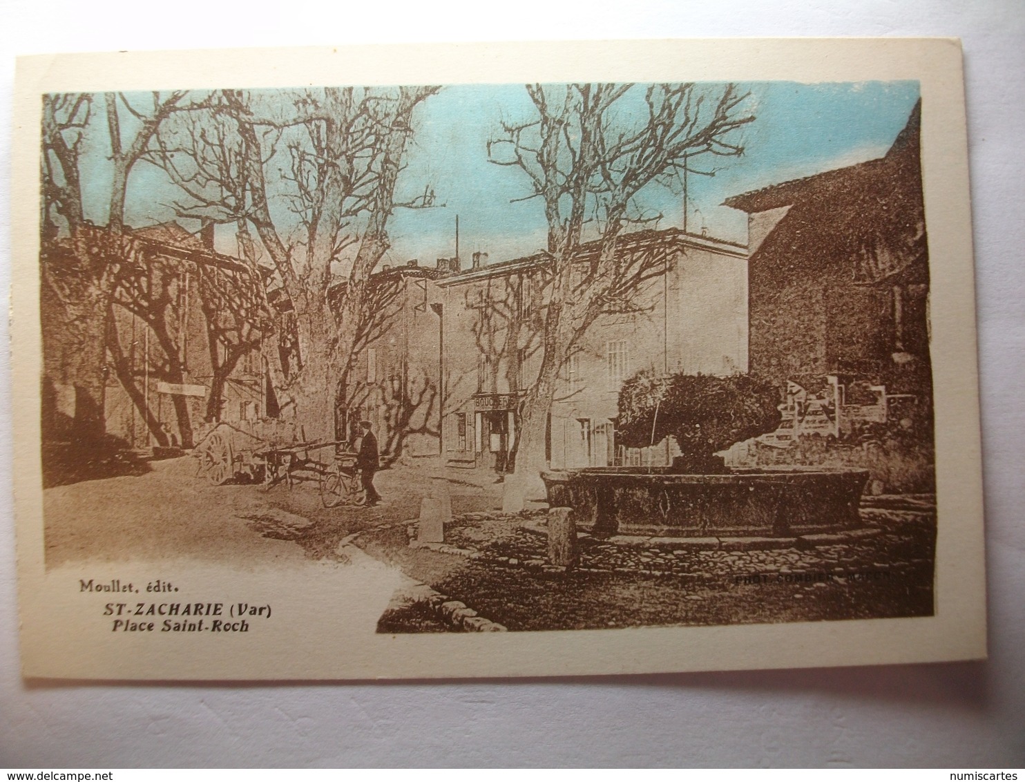 Carte Postale Saint Zacharie (83) ) Place Saint Roch ( Petit Format Noir Et Blanc Non Circulée ) - Saint-Zacharie