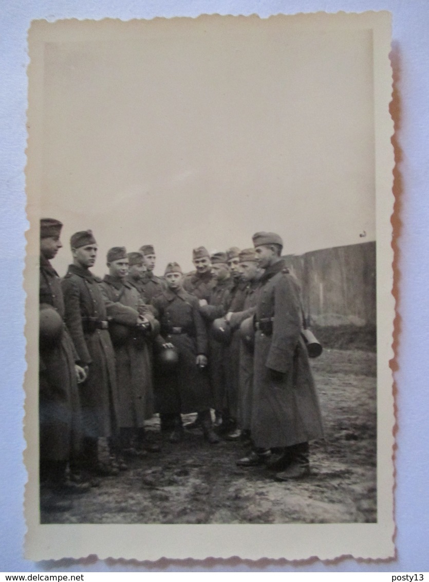 Guerre 39/45 -  Groupe Soldats Allemands Wehrmacht   - Tenue D'Hiver -  Photographie Originale   - TBE - 1939-45