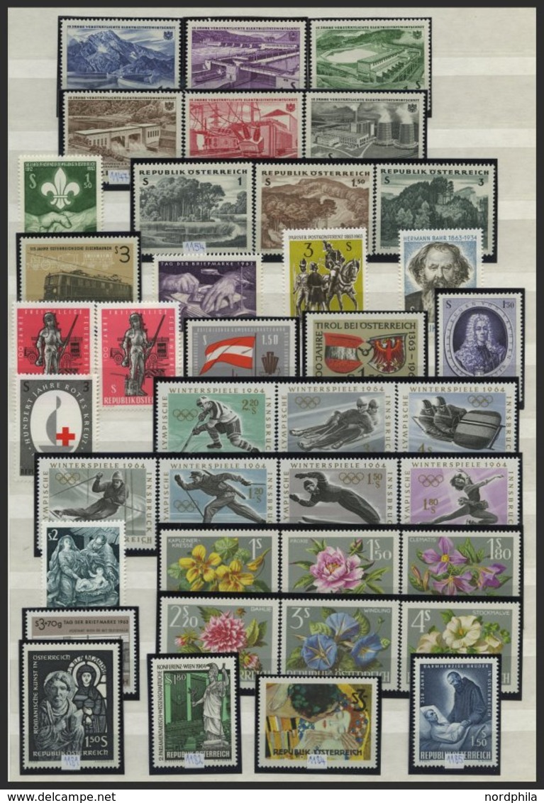 SAMMLUNGEN **, Postfrische Sammlung Österreich Von 1959-89 Im Einsteckbuch, Komplett Bis Auf Freimarken-Ausgaben, Pracht - Collections