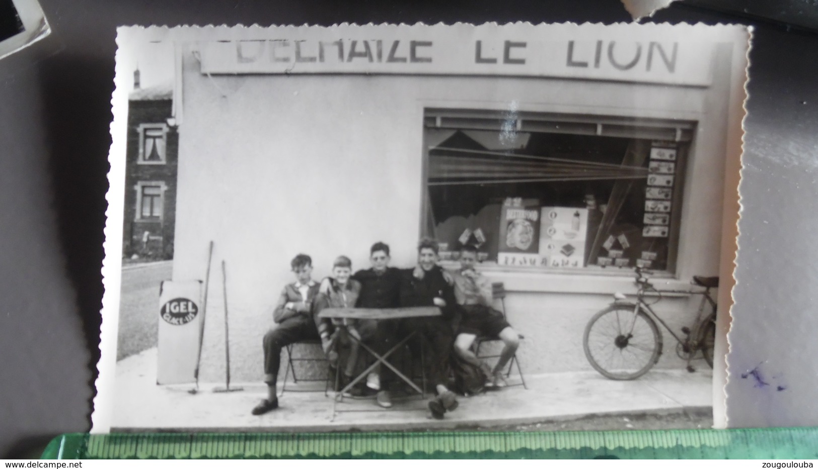 Photo DOHAN Sur SEMOIS Café DELHAIZE LE LION - Autres & Non Classés