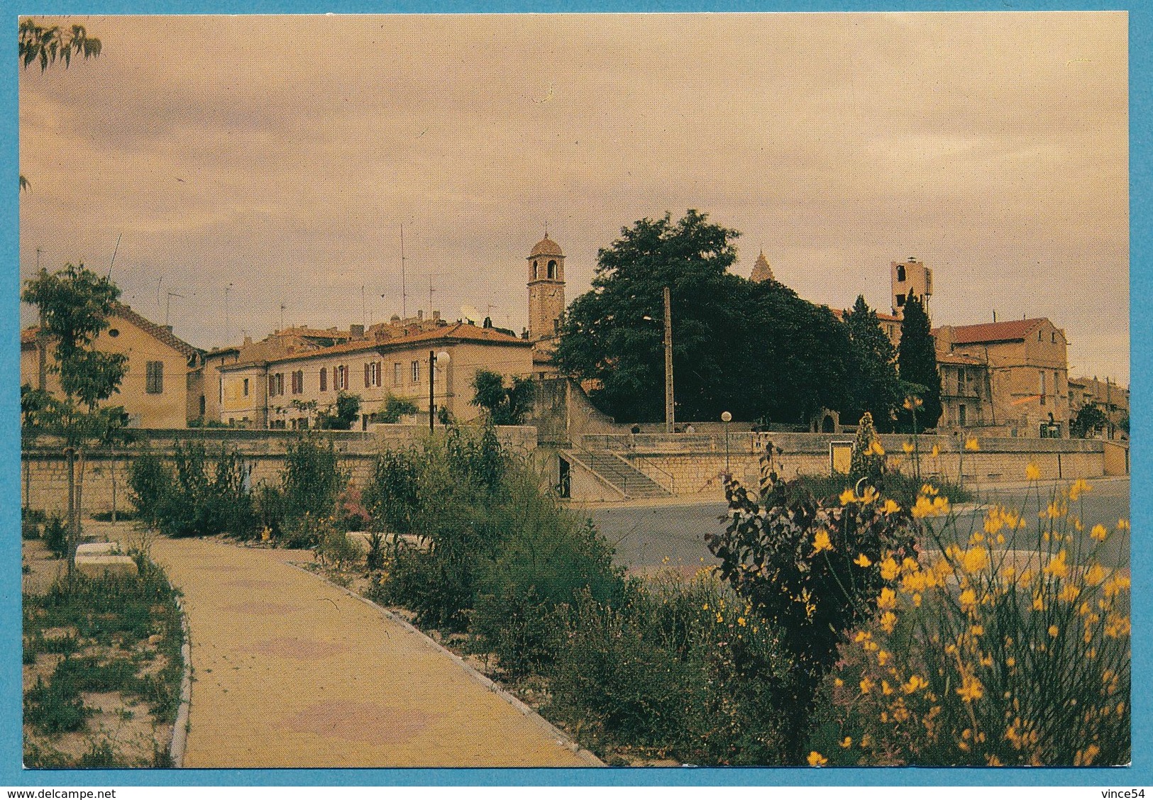 ARAMON - Vue Des Remparts - Aramon