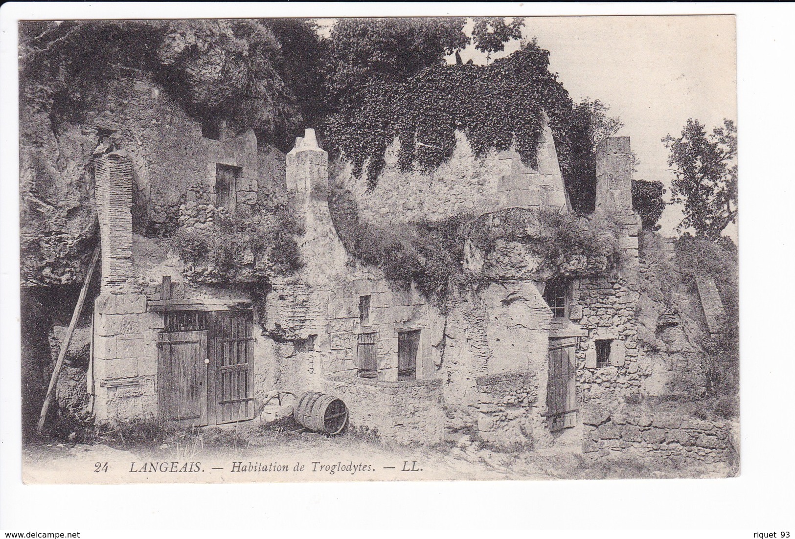 24 - LANGEAIS - Habitation De Troglodytes - LL - Langeais