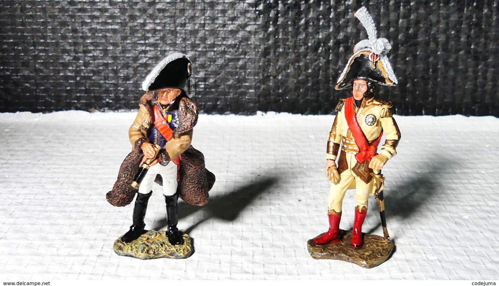 Lots de 10 Soldats de plombs moyen Empire 6 sont de marques Starlux