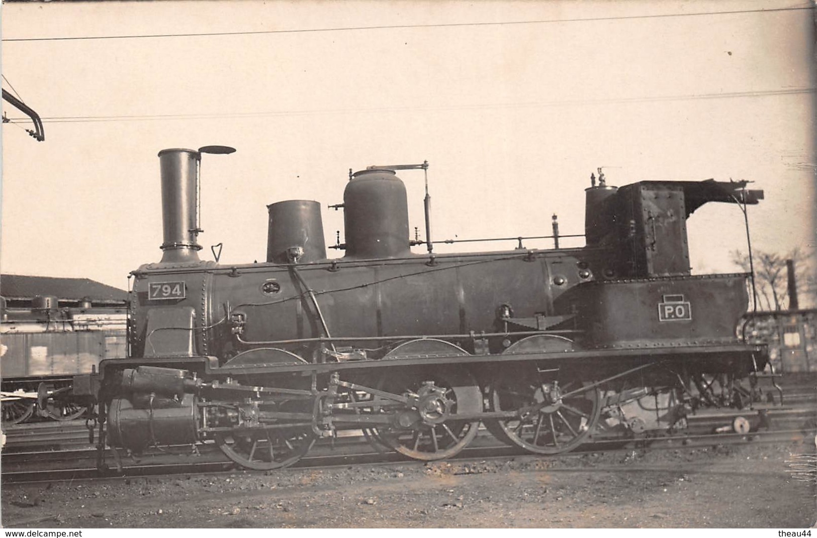 ¤¤  -   Carte-Photo D'une Locomotives   -  Chemins De Fer  -   Machine N° 794 Du P.O.   -  Train En Gare  -   ¤¤ - Materiale