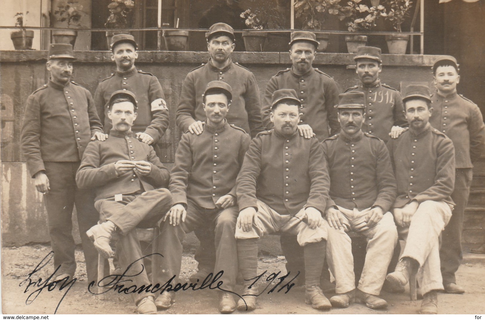 Militaria : Carte Photo : Groupe De Soldats - FRANCHEVILLE - Rhone - 1914 - War 1914-18