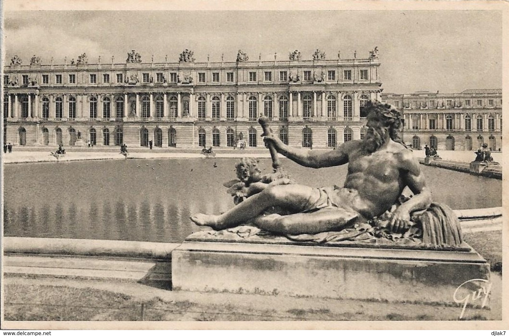 78 Versailles Le Château Et Les Parterres D'eau Le Rhône Par Tuby (2 Scans) - Versailles (Kasteel)