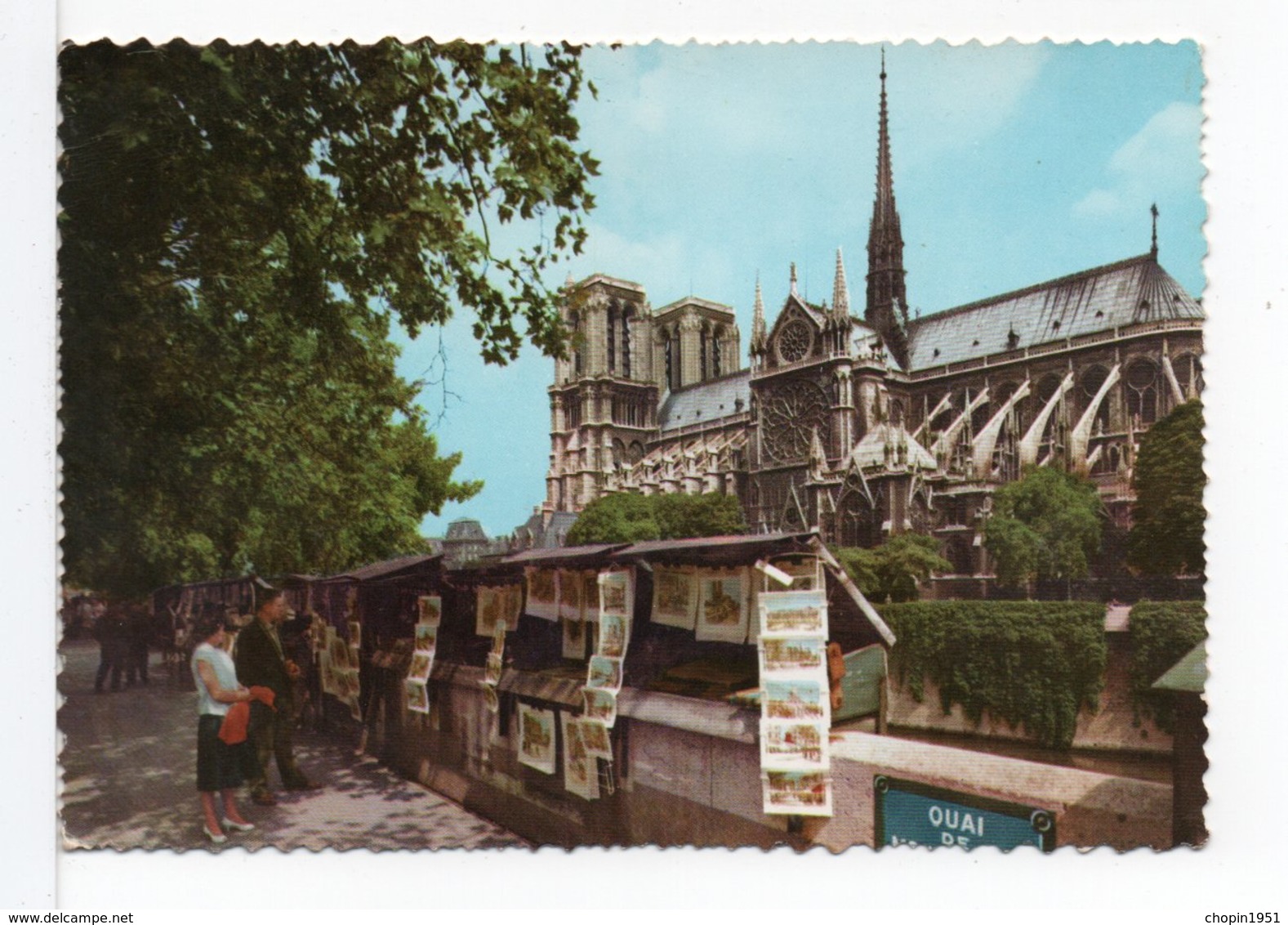 CPM - PARIS - NOTRE-DAME DE PARIS / BOUQUINISTES - Notre Dame De Paris