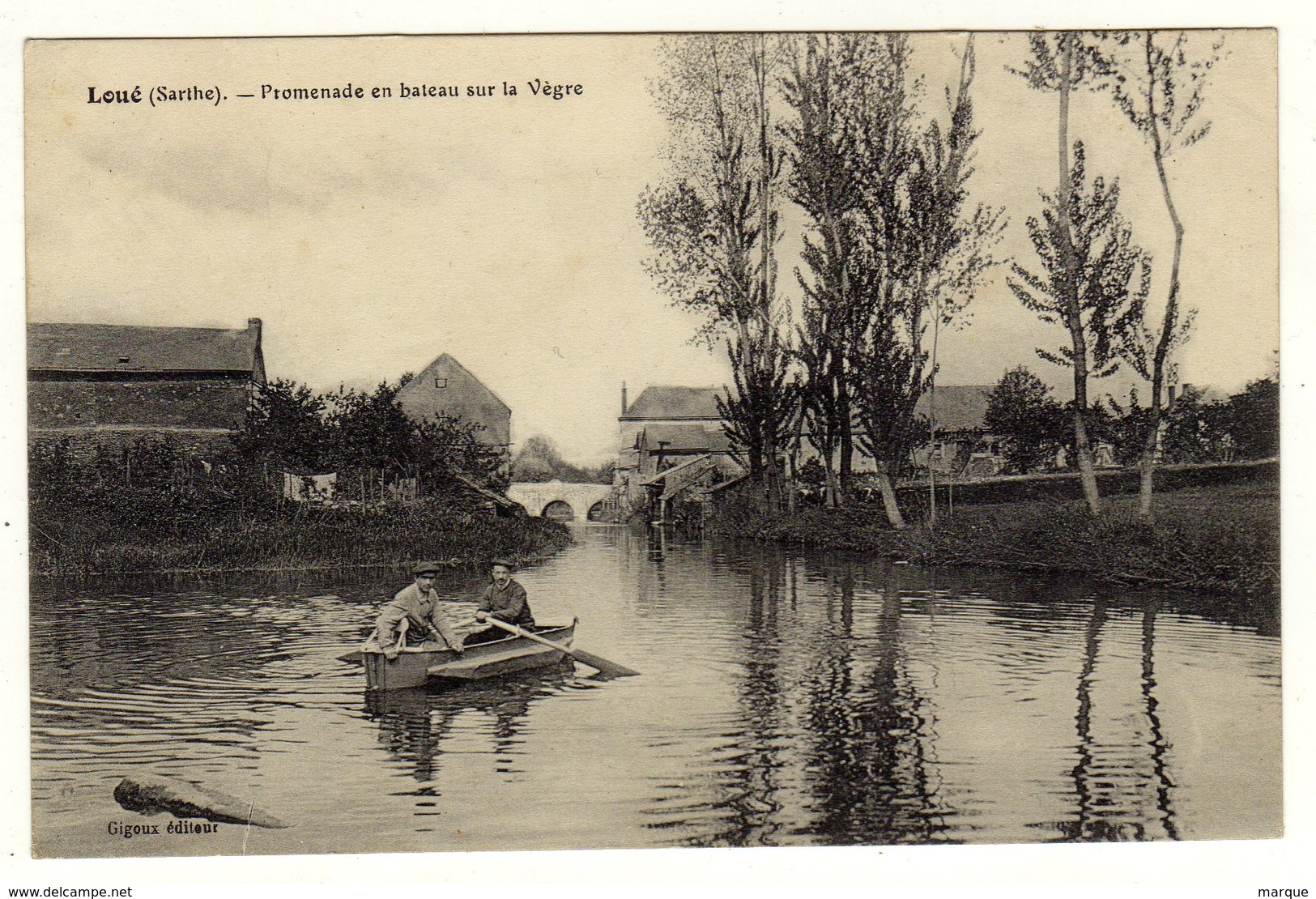 Cpa LOUE Promenade En Bateau Sur La Vègre - Loue