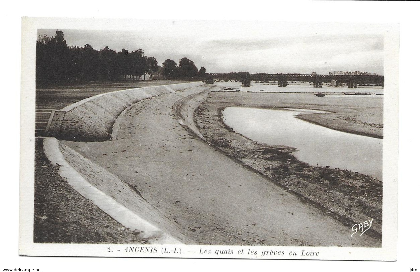 44/ LOIRE ATLANTIQUE.. ANCENIS. Les Quais Et Les Grèves En Loire - Ancenis