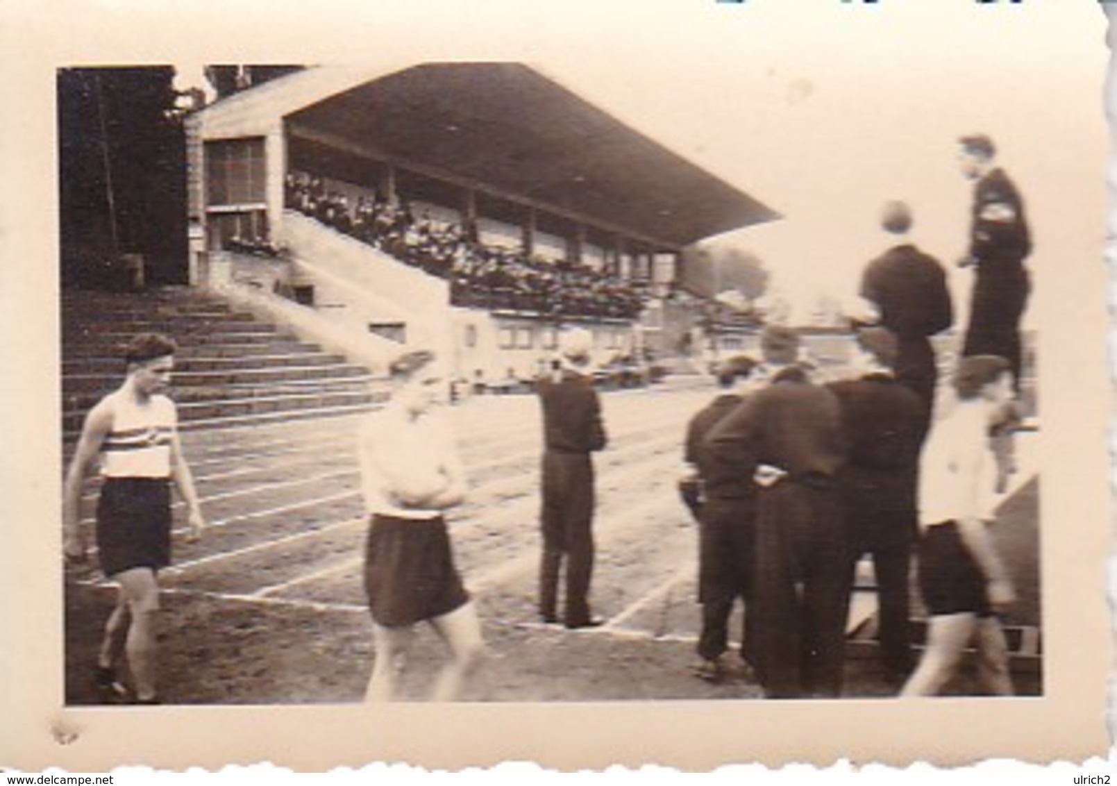 Foto Sportler Bei Sportfest - NS-Abzeichen - 3. Reich - Ca. 1940 - 5,5*4cm (40647) - Sport