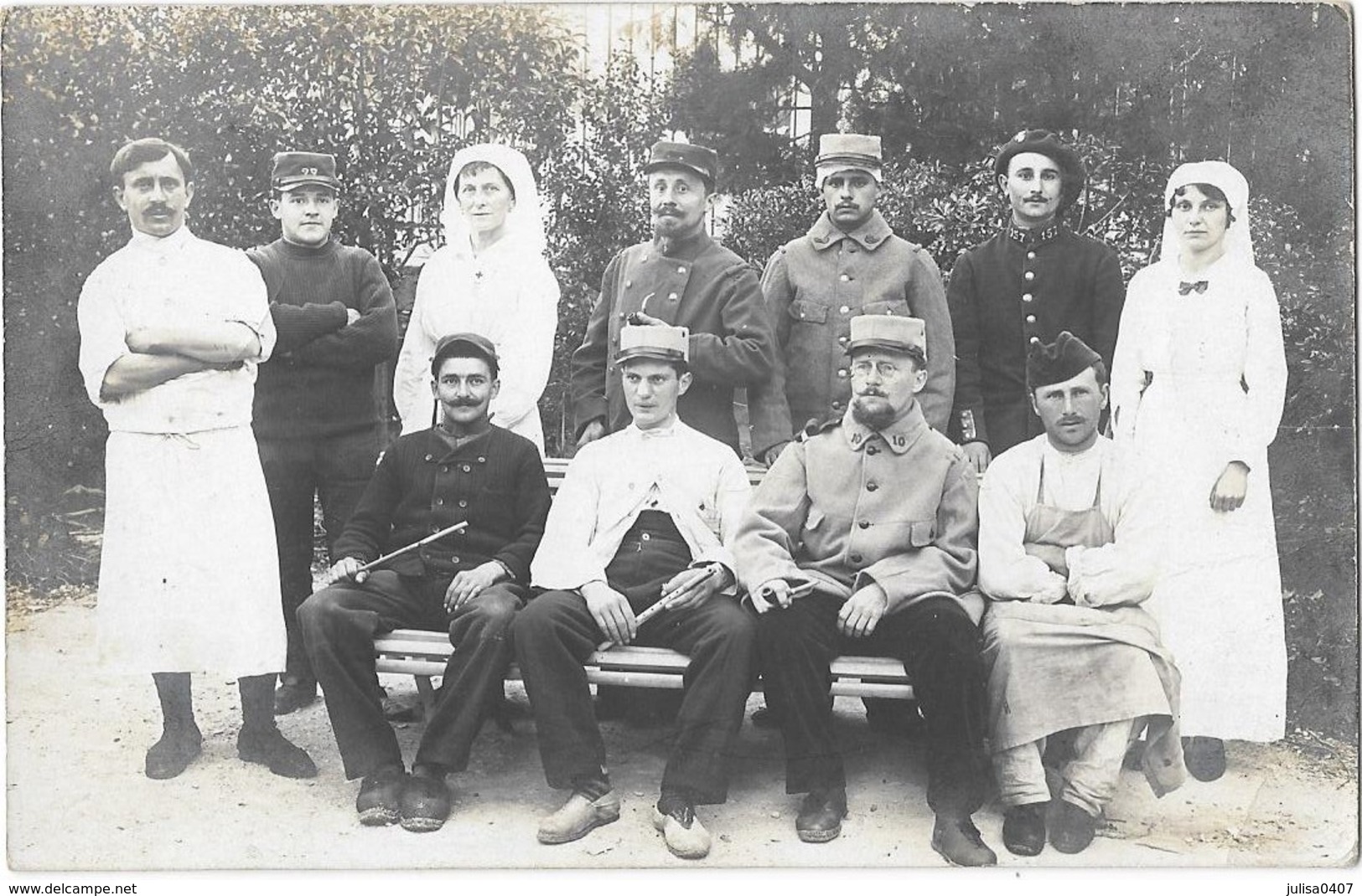 TARASCON (13) Carte Photo Hopital Militaire Guerre 1914-18 Groupe Gros Plan - Tarascon