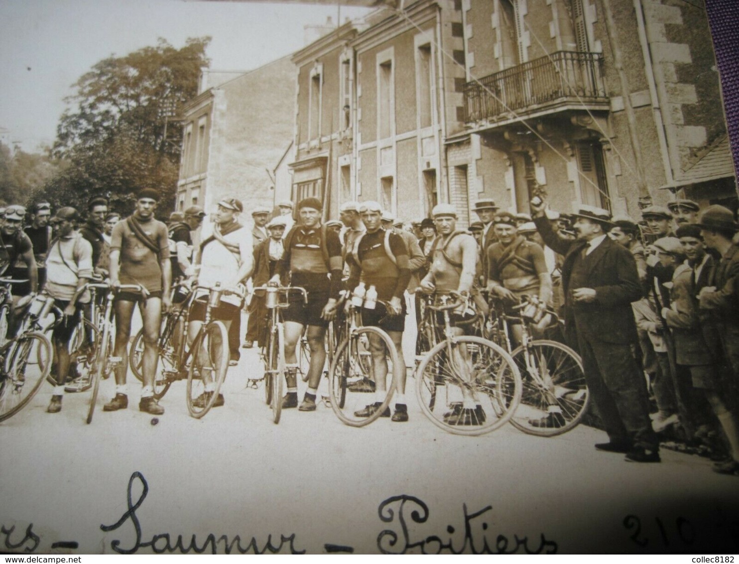 PHOTO ANCIENNE Poitiers Saumur Poitiers Noms Des Coureurs Au Verso - Poitiers