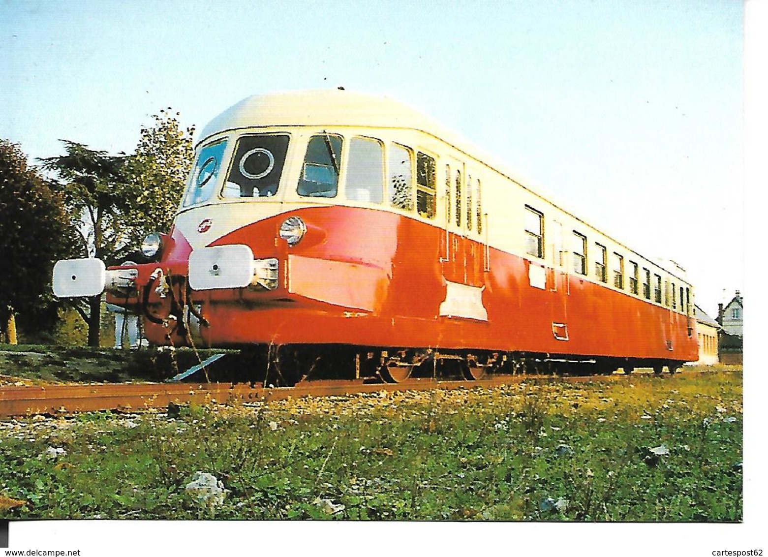 Autorail ABJ  XAD. Chemin De Fer De La Vallée De L'Eure. Gare De Pacy Sur Eure. - Trains