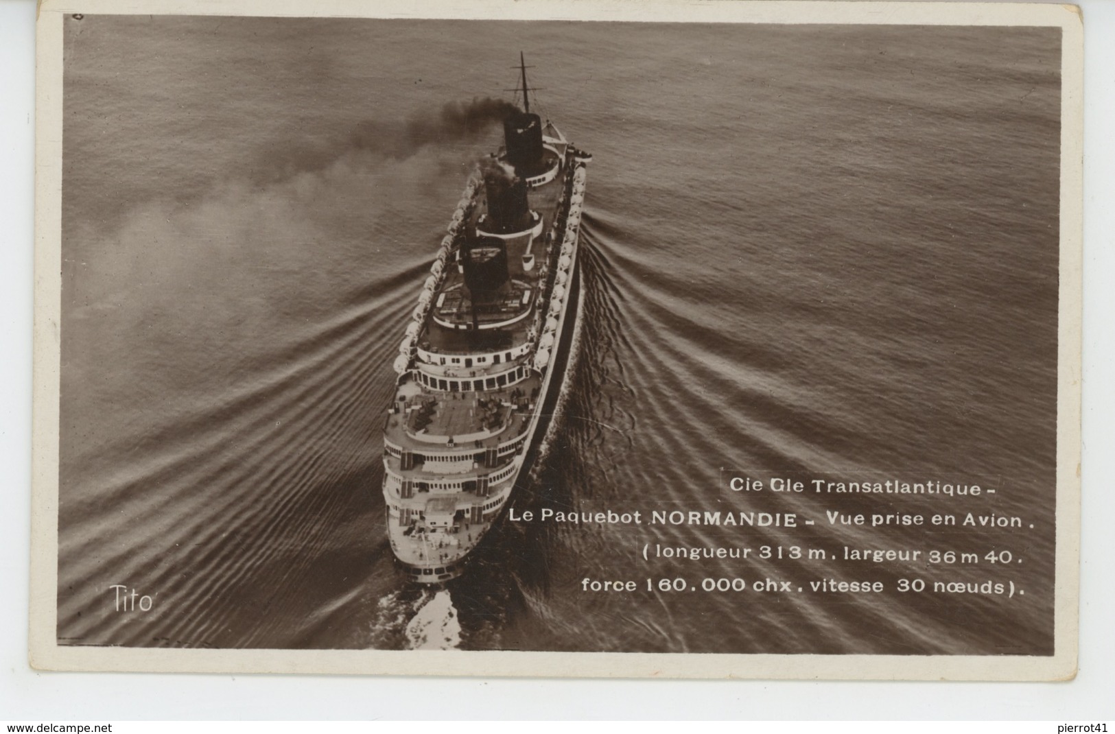 BATEAUX - PAQUEBOTS - Le Paquebot "NORMANDIE " - Steamers