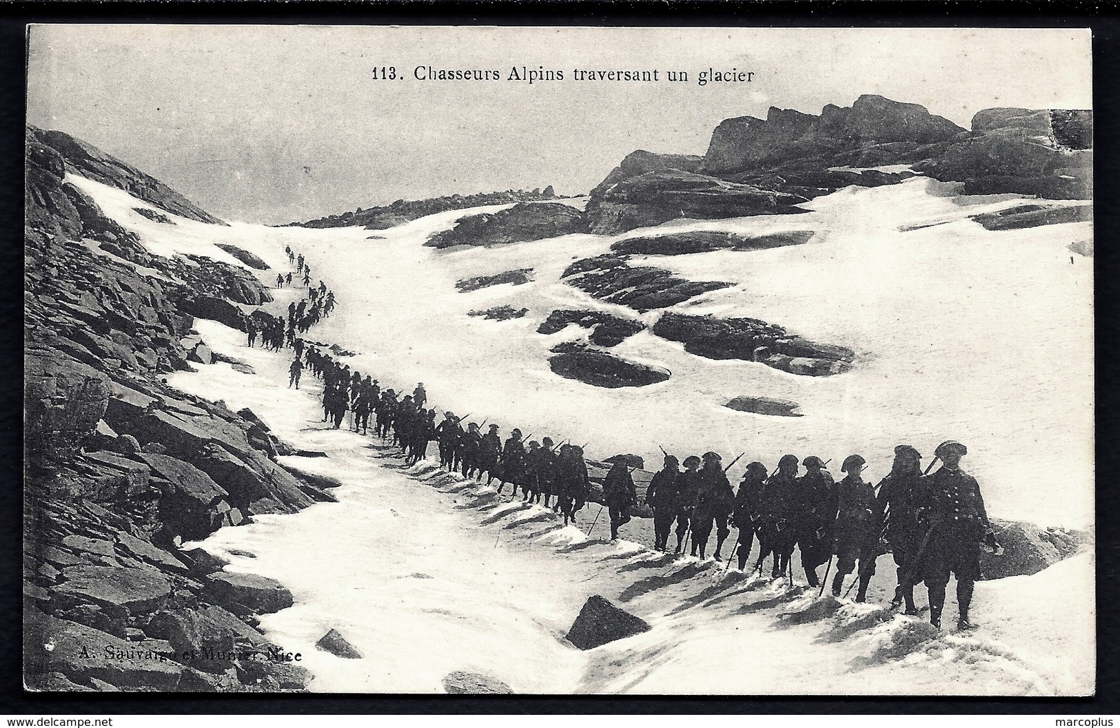 CP 7- CPA ANCIENNE- MILITARIA- CHASSEURS ALPINS TRAVERSANY UN GLACIER- BELLE ANIMATION GROS PLAN - Autres & Non Classés