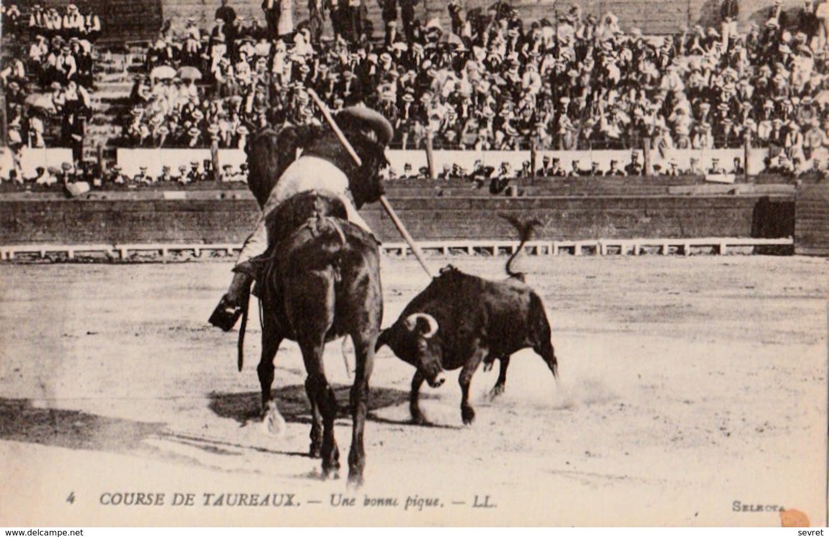 COURSE DE TAUREAUX - Une Bonne Pique - Corridas