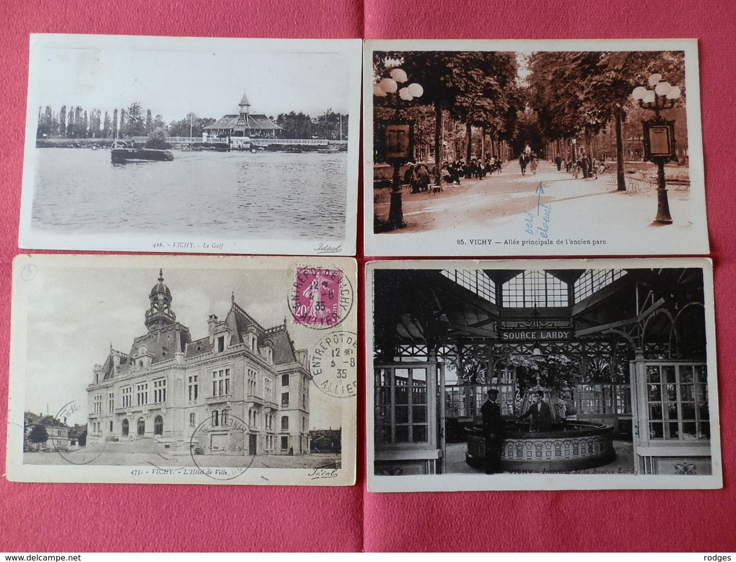 Dep 03 , Lot De 4 Cp  VICHY ,  Le Golf , Hotel De Ville , Allée Pincipale Parc , Source Lardy (031) - Vichy