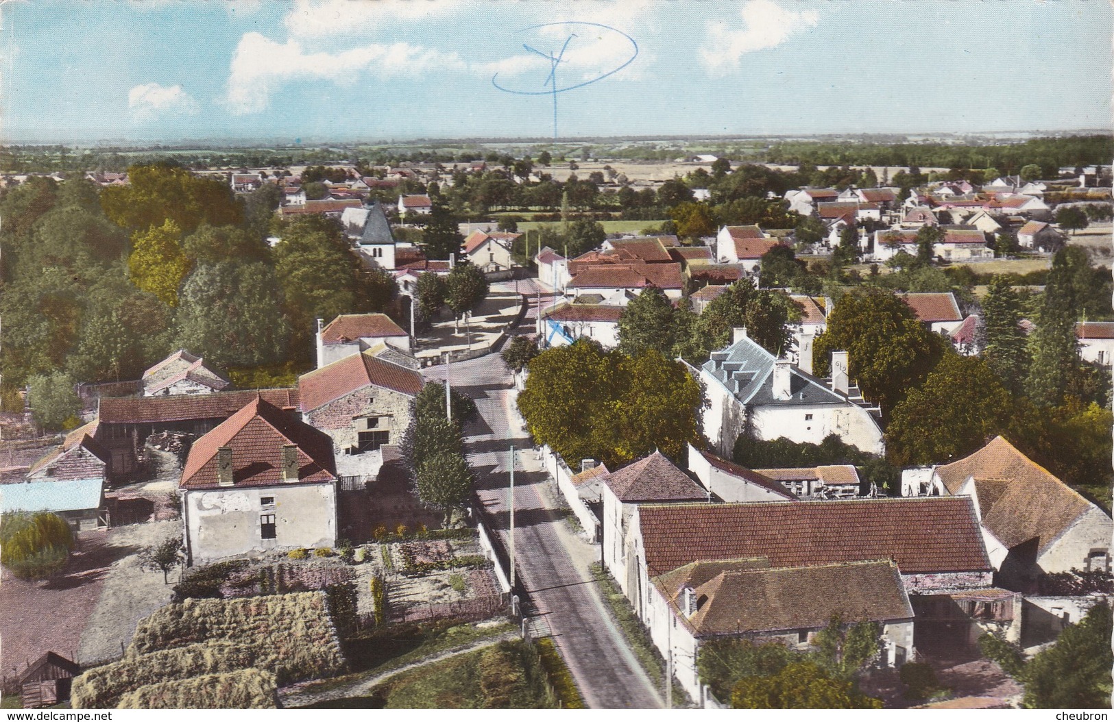 03. SAINT PONT. VUE AÉRIENNE. VUE GÉNÉRALE. ANNÉE 1957. SERIE " EN AVION AU DESSUS DE...". RESTAURANT RÉPUTE INDIQUE - Other & Unclassified