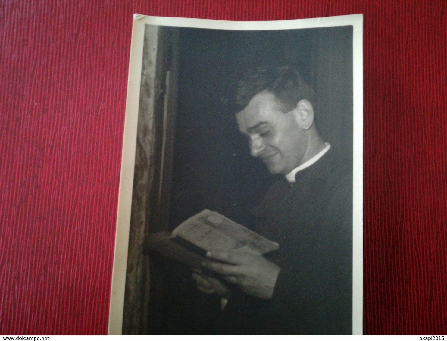 RÉVÉREND DOYEN DE YVOIR ABBÉ ROGER WOINE PHOTO QUAND IL AVAIT 7 ANS  + 2 CARTES PHOTOS  YVOIR NAMUR WALLONIE BELGIQUE - Personnes Identifiées