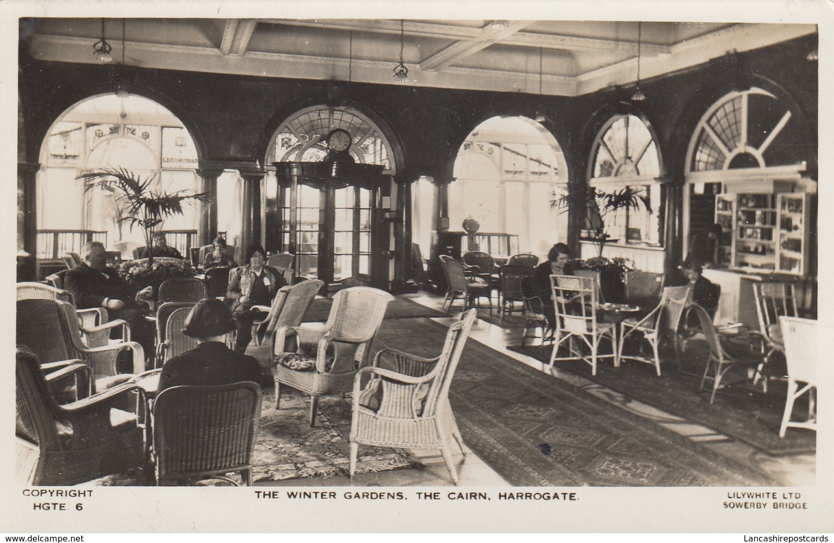 Postcard The Winter Gardens The Cairn Harrogate RP By Lilywhite PU 1932 My Ref  B13122 - Harrogate