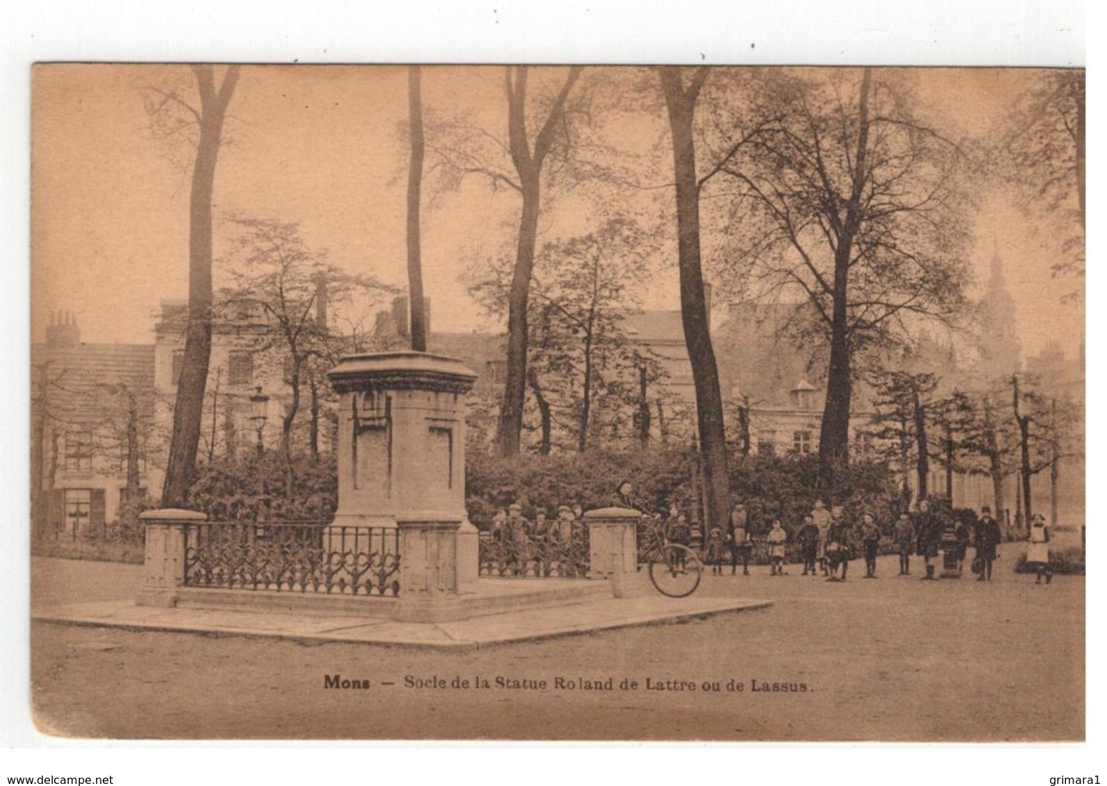 Mons - Socle De La Statue Roland De Lattre Ou De Lassus - Mons