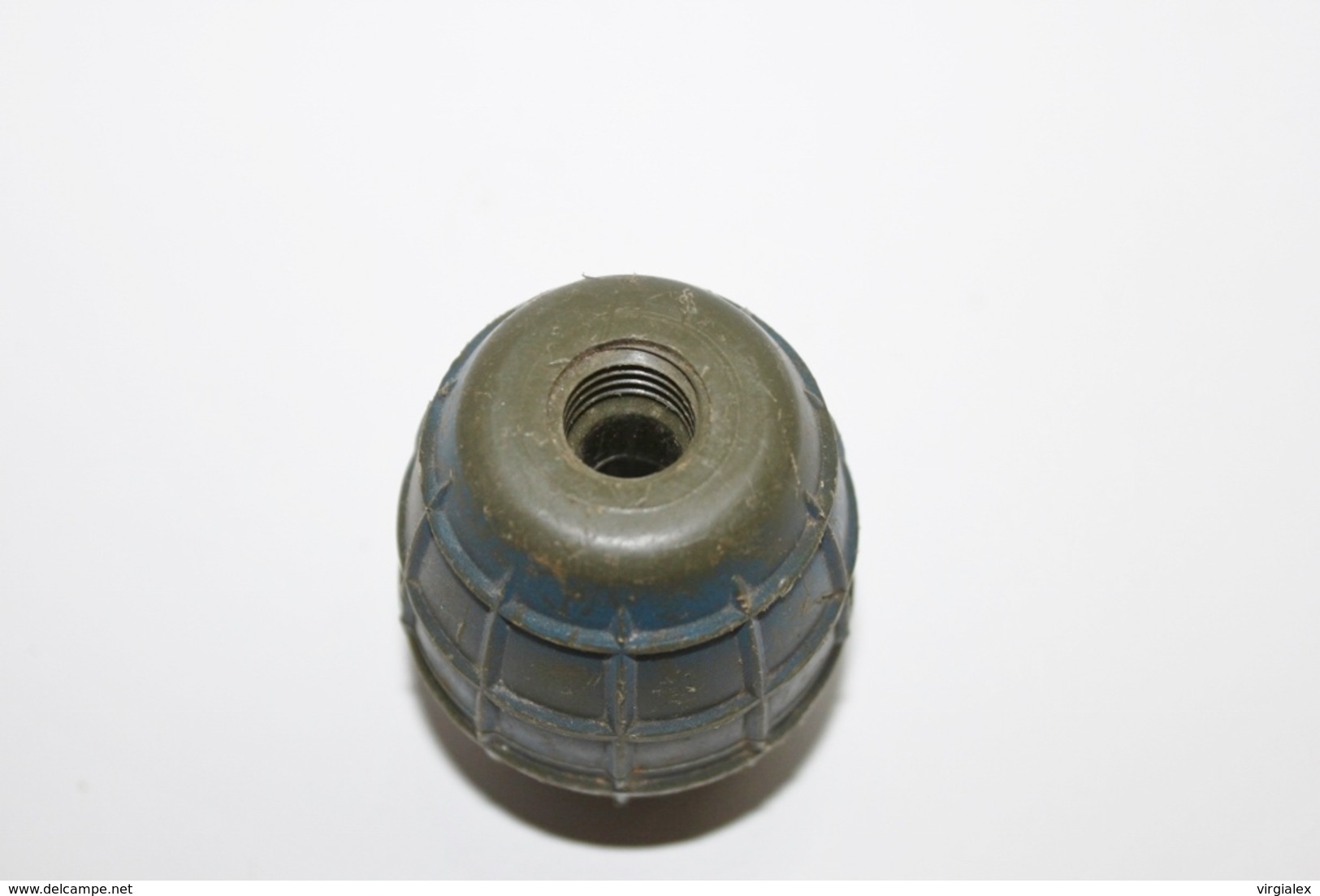 Militaria - Corps De Grenade à Identifier N°2  - INERTE - Arme à Feu - Munition / Artillerie / Obus / Missile - Decorative Weapons