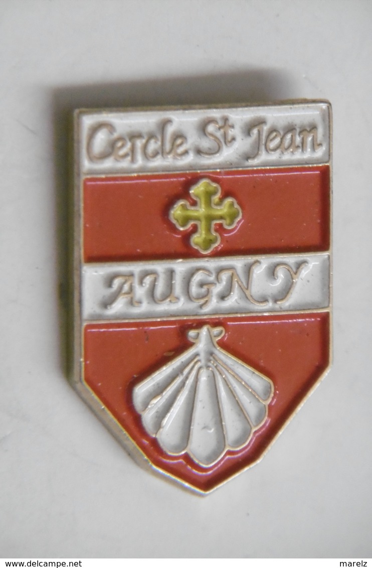 Pin's - Ville AUGNY Centre Saint-Jean 57 MOSELLE Blason Coquille Saint-Jacques - Villes