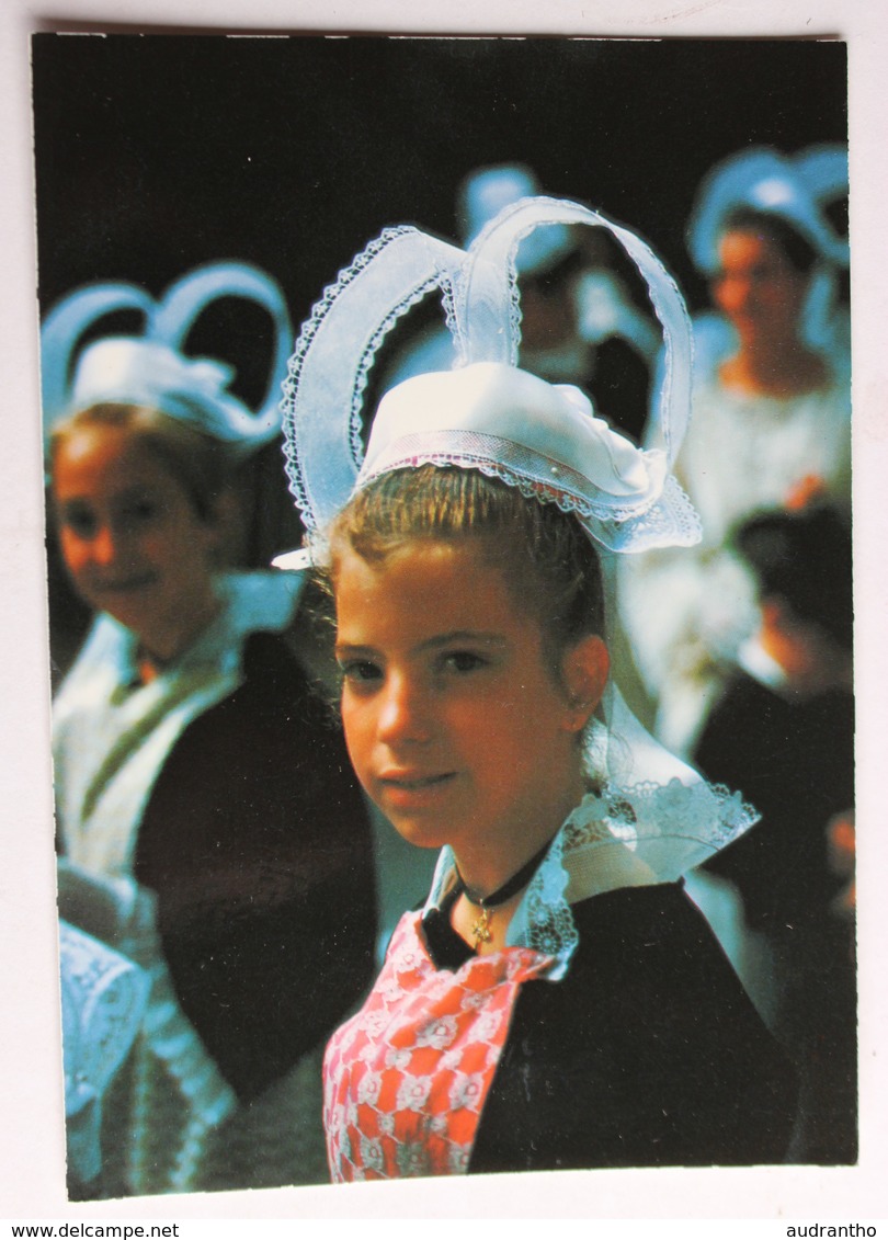 Carte Postale Jeune Fille En Costume De Moëlan Sur Mer Coiffe Festival De Cornouaille Coiffe Bretonne - Moëlan-sur-Mer