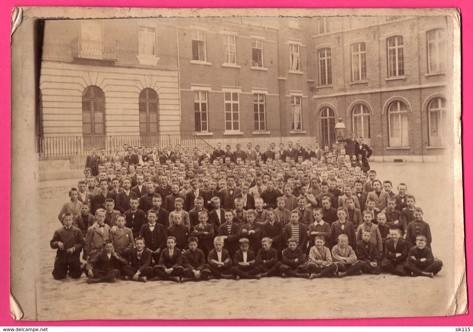 Photo - Dinant - 1898 - Collège De Belle Vue - Écoliers Et Professeurs - Dimensions 26 Cm X 17,7 Cm - Guerre, Militaire
