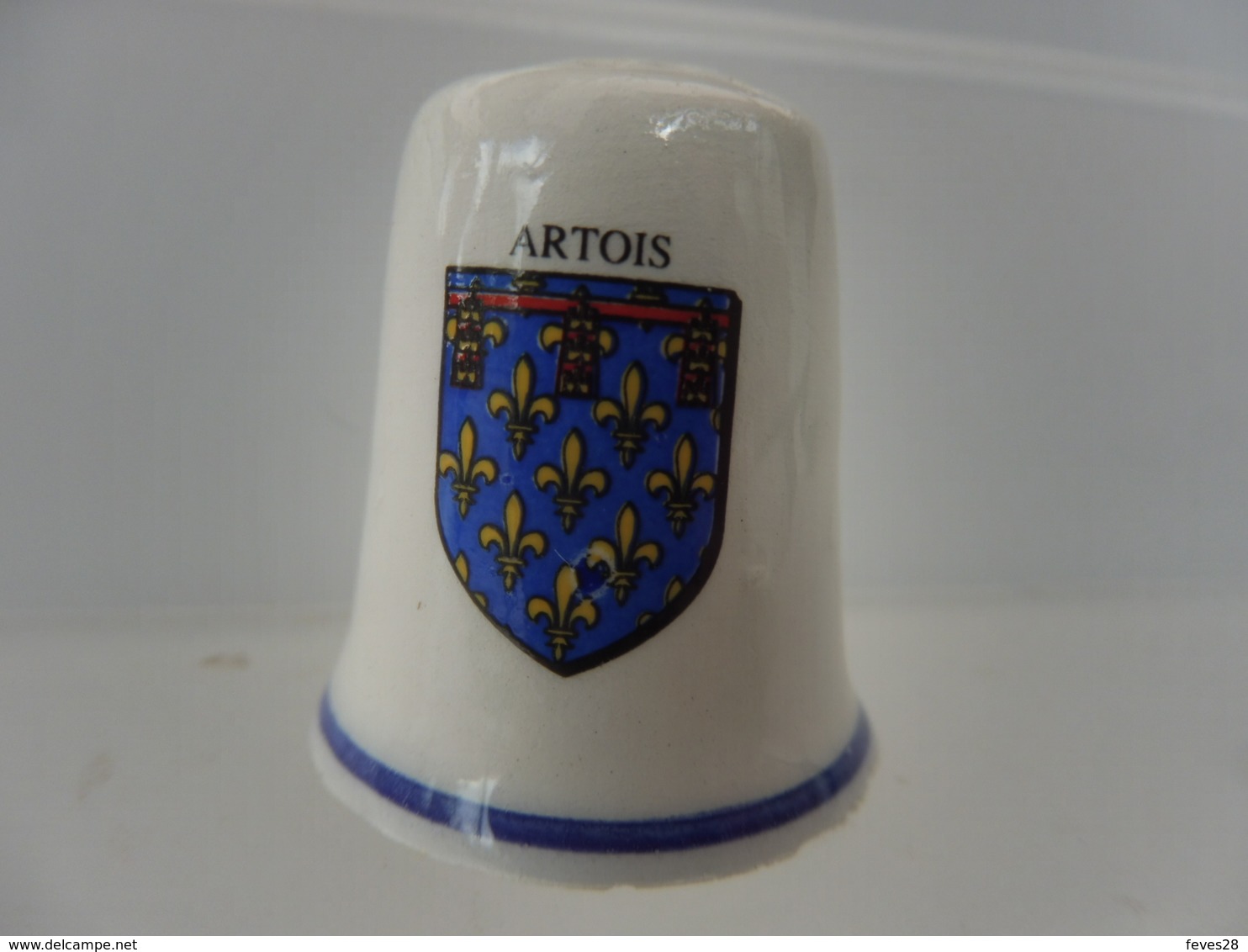 DE A COUDRE EN FAIENCE - ARMOIRIES BLASON - ARTOIS - Autres & Non Classés