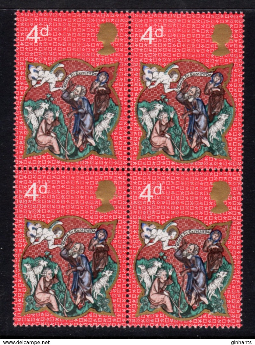 GB GREAT BRITAIN - 1970 CHRISTMAS 4d BLOCK OF 4 STAMPS FINE MNH ** SG 838 X 4 - Unused Stamps