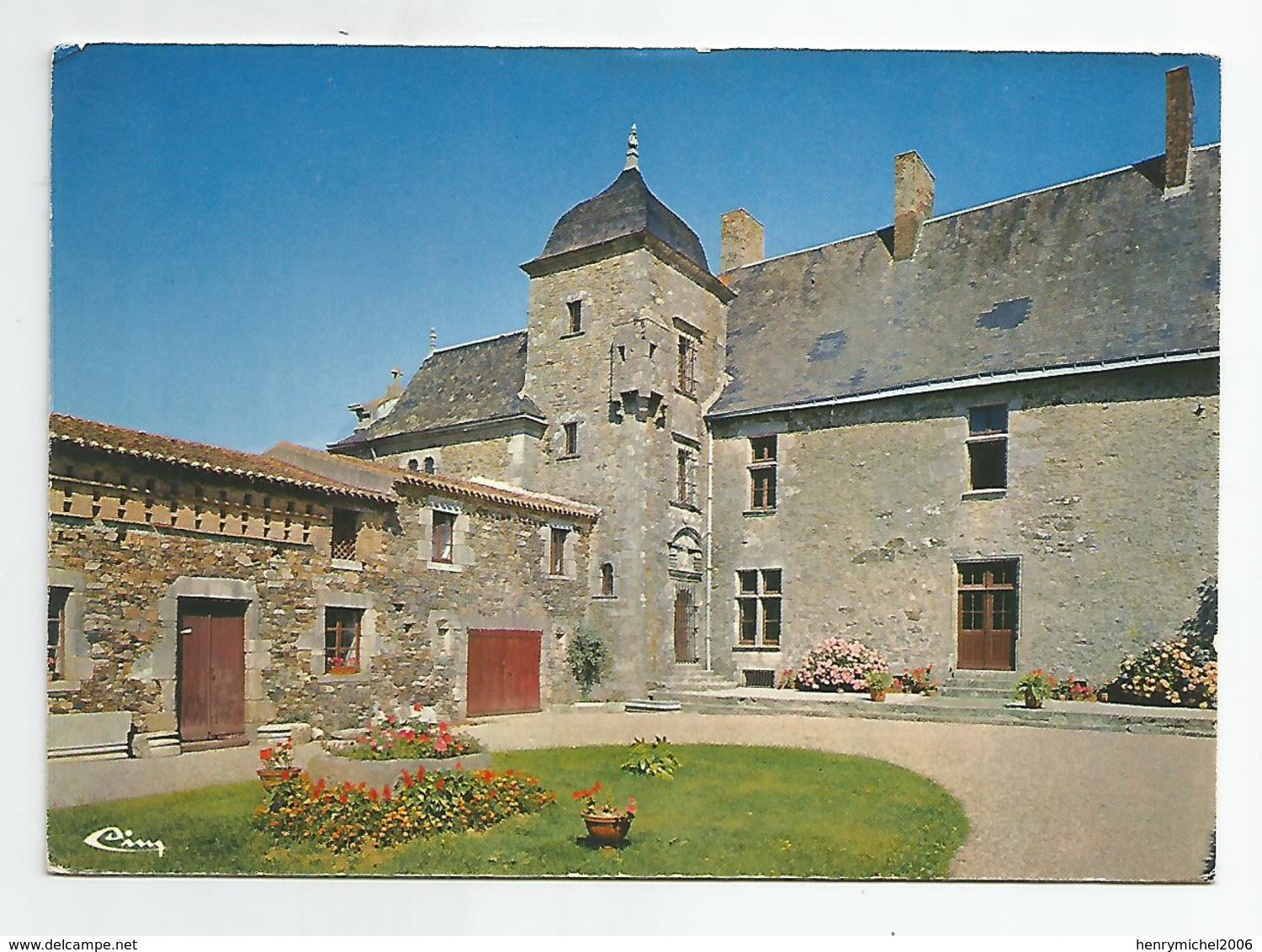 85 Vendée - St Sulpice Le Verdon Cour Intérieure Du Chateau Musée Militaire De La Chabotterie - Other & Unclassified