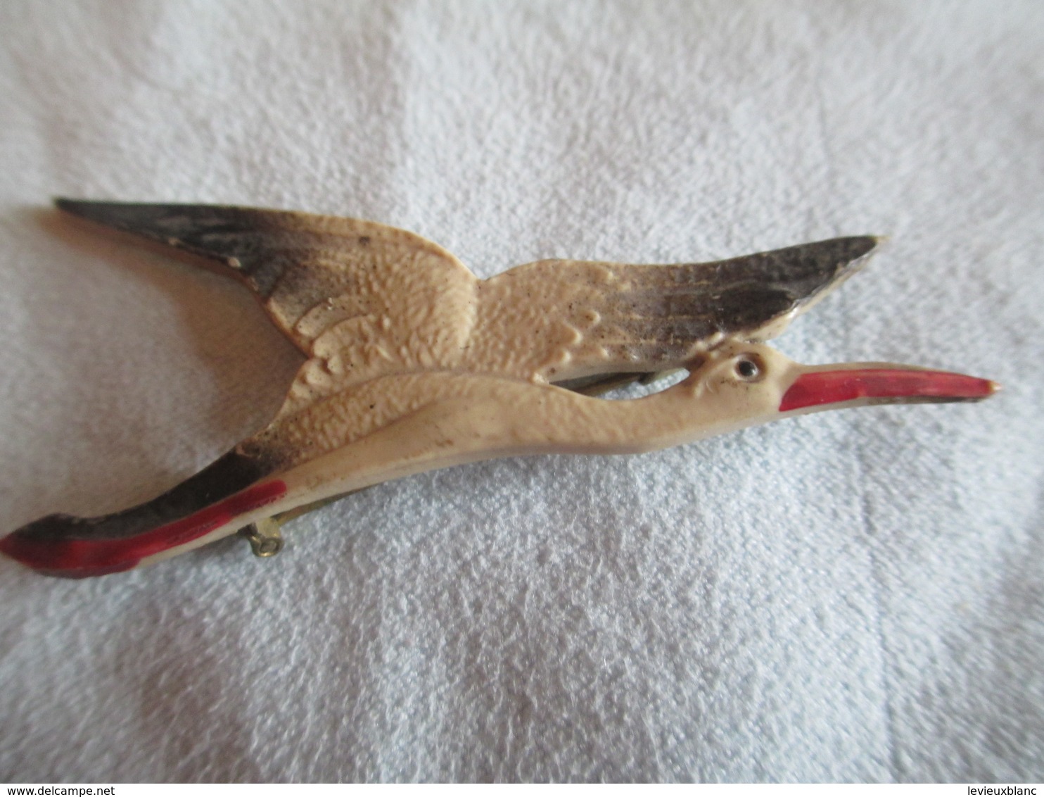 Bijou Fantaisie Ancien/Petite Broche /Plastique/ Cigogne Volant/ ALSACE ? /Vers 1920-50         BIJ112 - Other & Unclassified