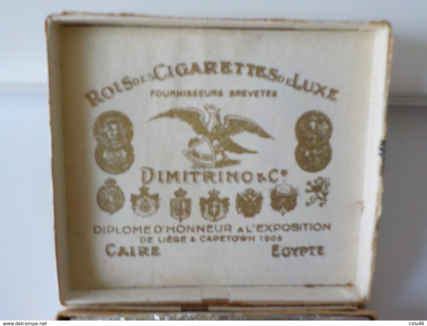 ancien paquet 3 cigarettes faites main hand made Egypte Dimitrino Cairo cigarettes égyptiennes egyptian cigaret box