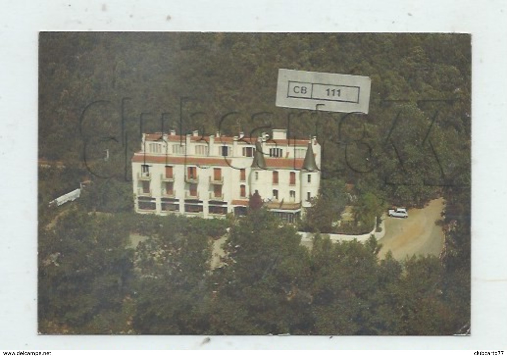 Amélie-les-Bains (66) : Vue Générale Aérienne Sur L'Hôtel Émeraude En 1977 GF. - Sournia