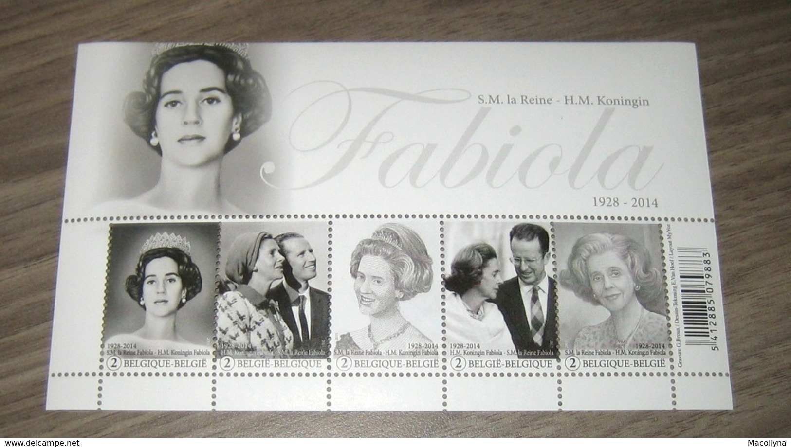 België 4485/89**  Hommage à S.M. La Reine Fabiola / Blok 223 MNH Herdenking H.M.KONINGIN FABIOLA - Full Sheets And Panes