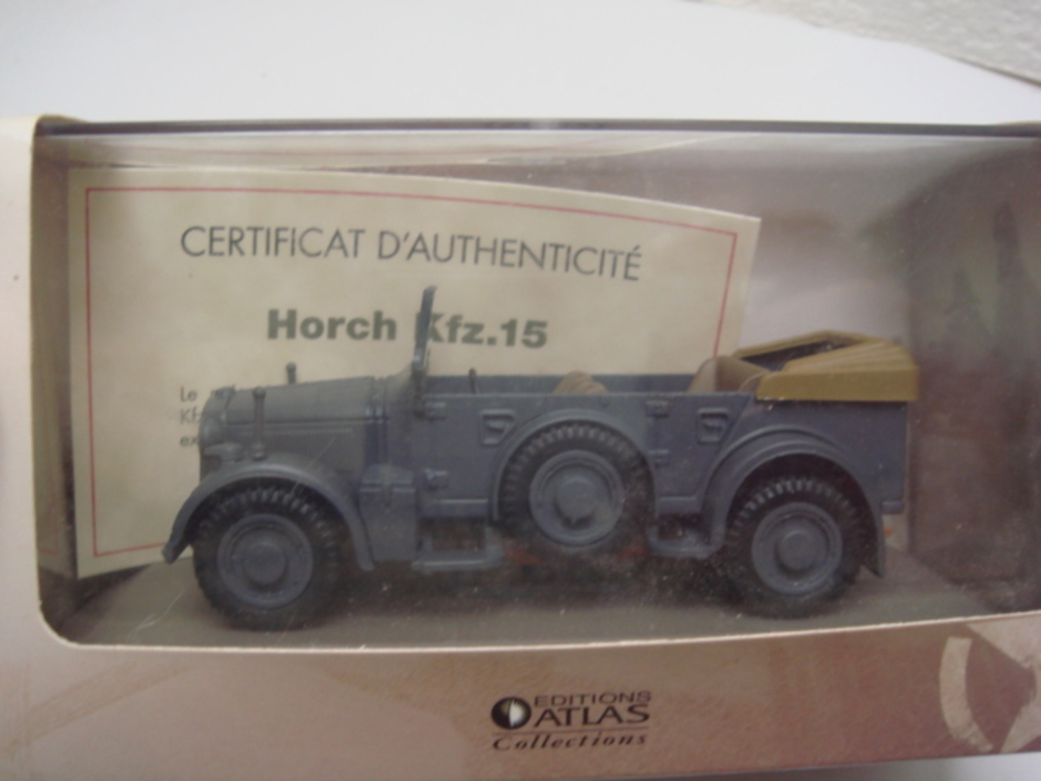 Char 1/43 Collections Atlas Avec Certificat D'autenticité Horch KFZ 15 - Vehicles