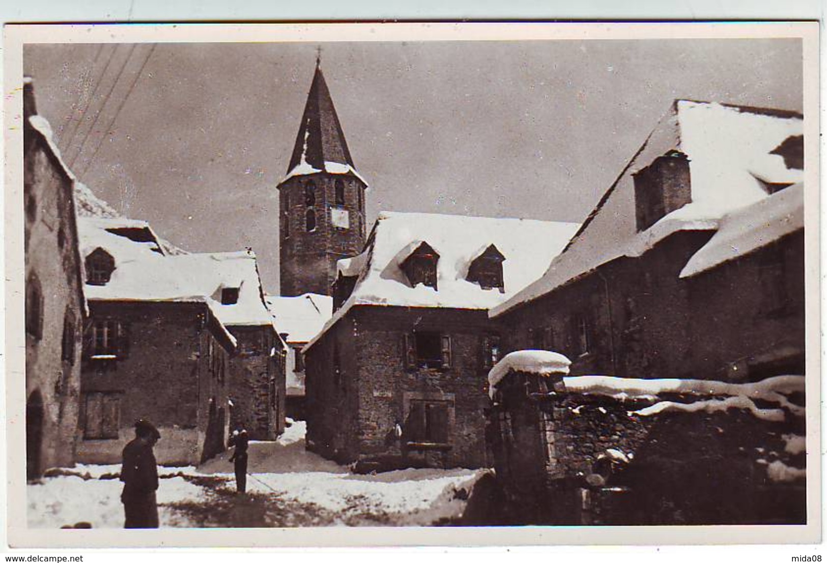 LERIDA . VALLE DE ARÃN . SALARDU EN INVIERNO - Lérida