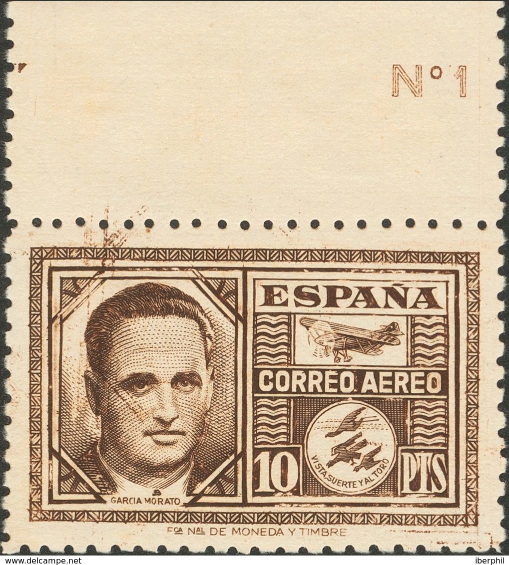 **992cc. 1945. 10 Pts Castaño Negro, Borde De Hoja. Variedad CAMBIO DE COLOR. MAGNIFICO Y RARO. Cert. CEM. Edifil 2019:  - Other & Unclassified