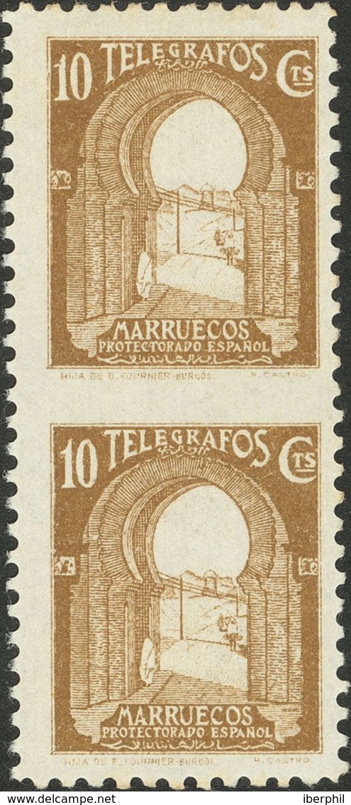 (*)43spv. 1938. 10 Cts Castaño, Pareja Vertical. Variedad SIN DENTAR ENTRE LOS SELLOS. MAGNIFICA Y RARA. Edifil 2013: 25 - Otros & Sin Clasificación