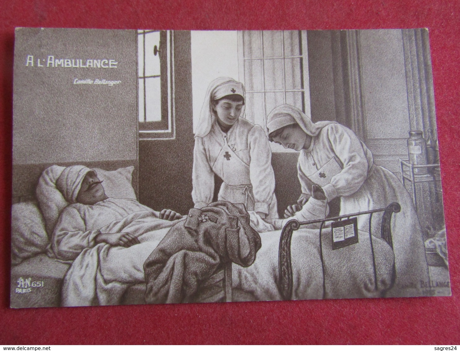 A L`Ambulance Camille Bellanger - Rotes Kreuz