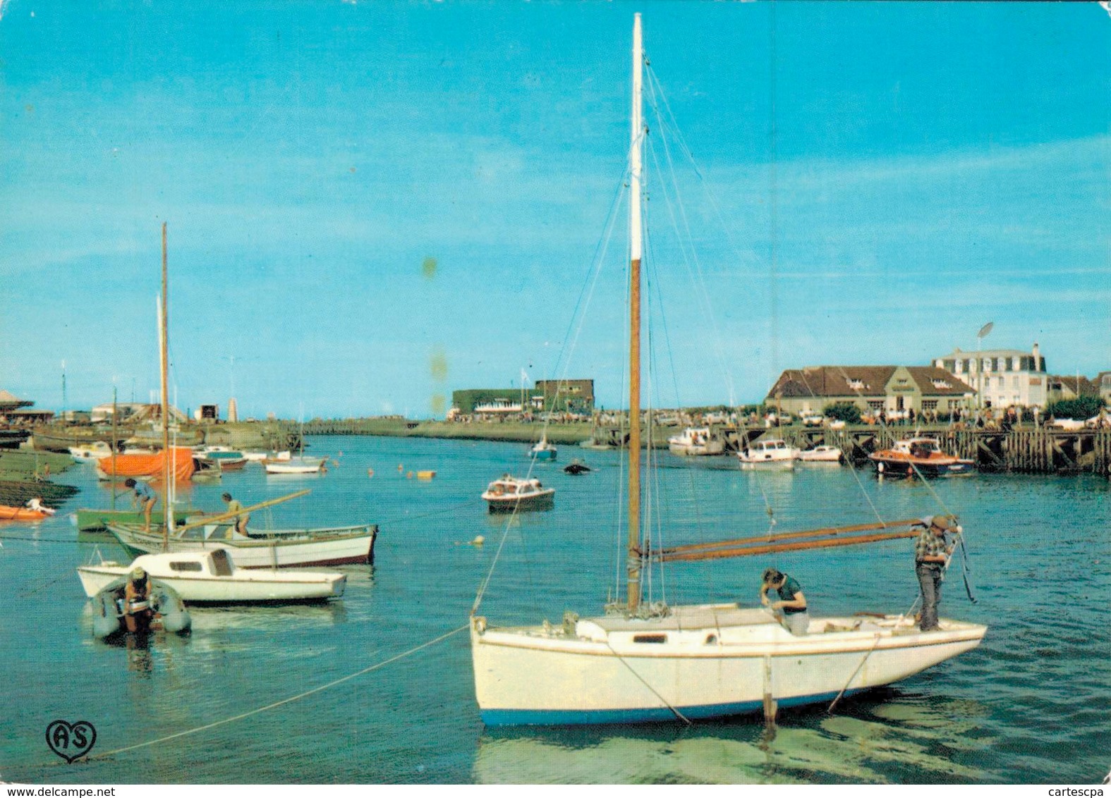 Courseulles Sur Mer Le Port 1981 CPM Ou CPSM - Courseulles-sur-Mer