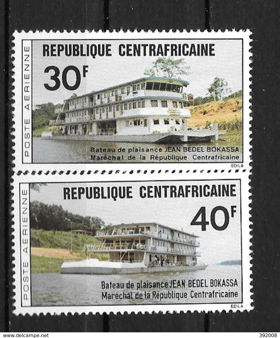 PA - 1976- N°136 à 137**MNH - Bâteaux De Plaisance - Centrafricaine (République)